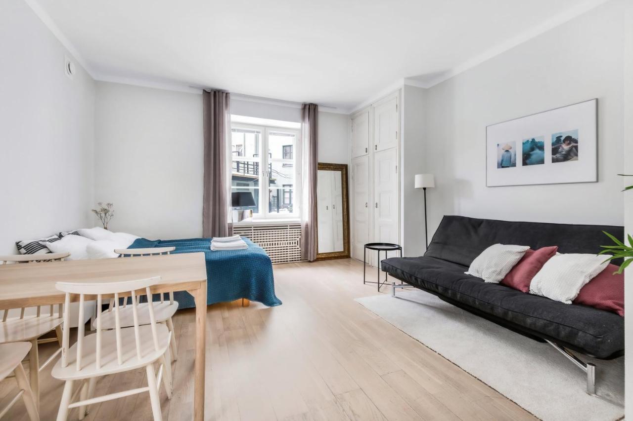 Wehost Modern Scandinavian Studio In Trendy Kallio Хельсинки Экстерьер фото